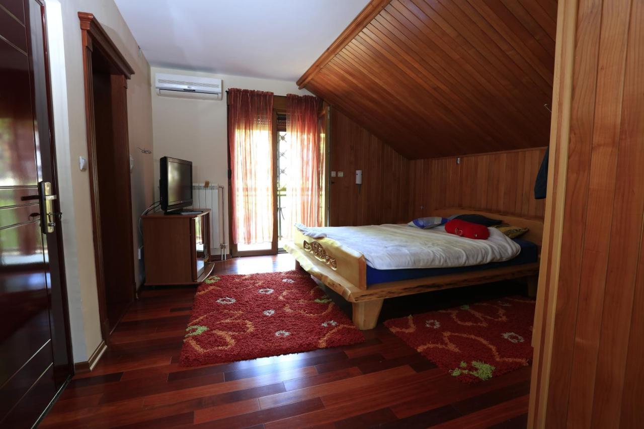Amigosranch Villa Krusevac Ngoại thất bức ảnh